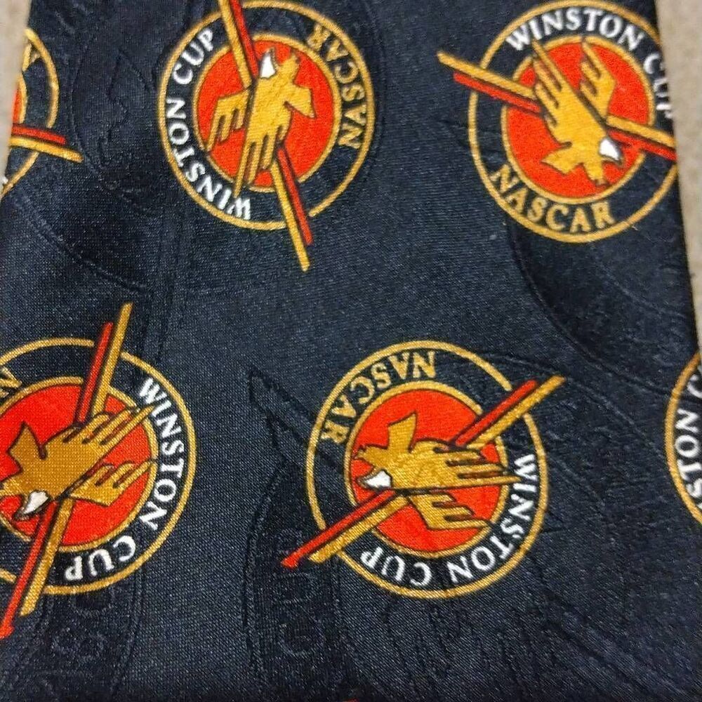 Buffalo Bay Winston Cup NASCAR Men's Tie